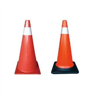 交通錐 Traffic Cones