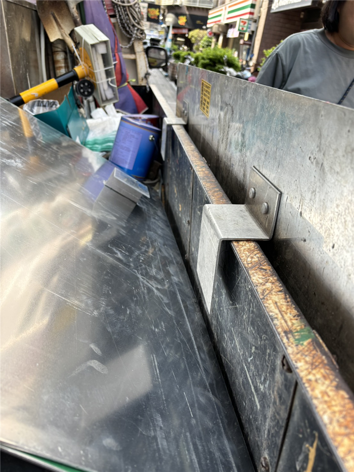 客製告示牌120X75CM(鋁板+貼紙+掛勾設計)